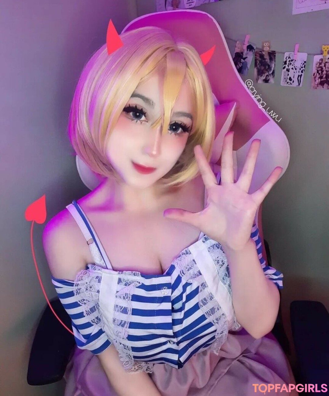 Crying uwu top pornostar galerie