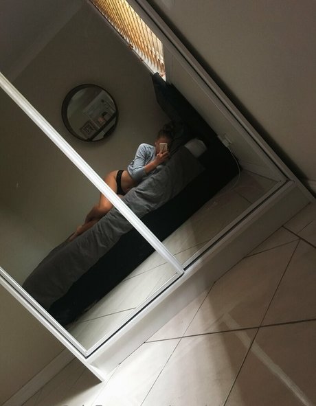 tayylahhmorggann freie nackte bild