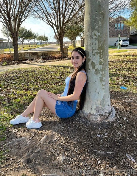 minii millie kunst hd archiv