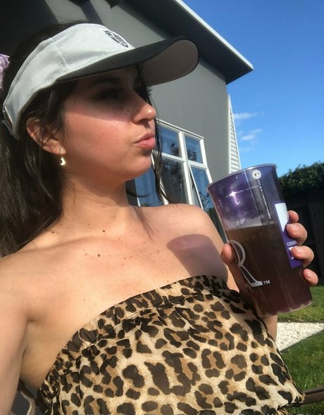 nackte rothaarige onlyfans xxx akt fotos