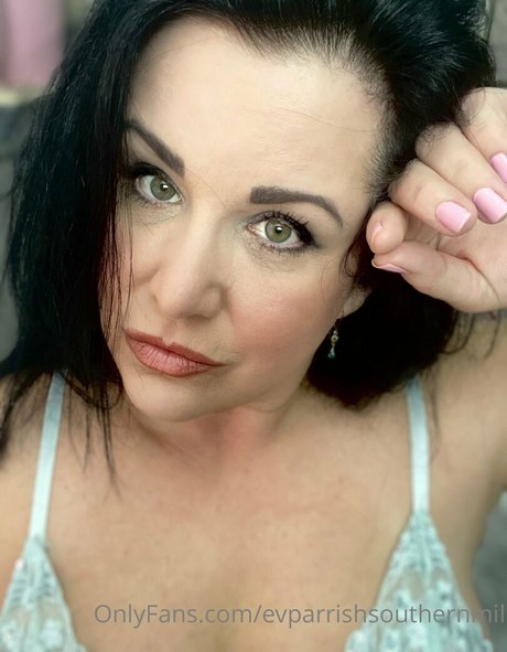 evparrishsouthernmil exklusive sexy galerie