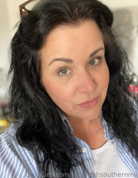 milf strumpfhosen onlyfans erotische nackte bilder