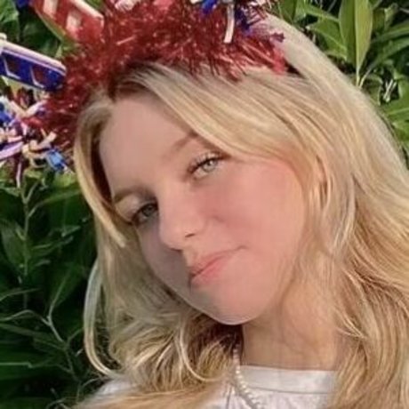 NaomiSkyex freie erotische bilder