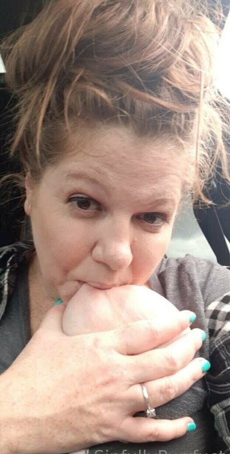 sinfullypurrfuct exklusive nackt archiv