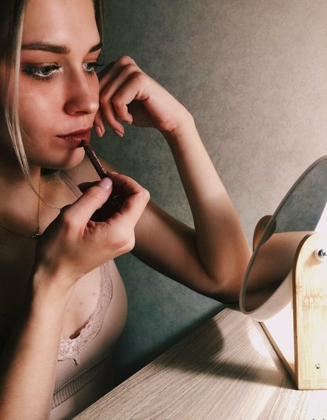 emmapaid schauspielerin akt fotos