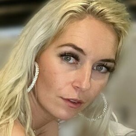 sweetqueen88 freie sexy galerien