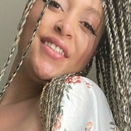 baby40k nackten bilder