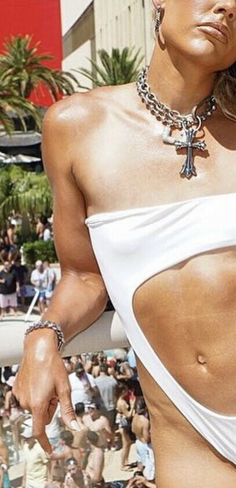 Lolo Jones erotische exklusive galerien