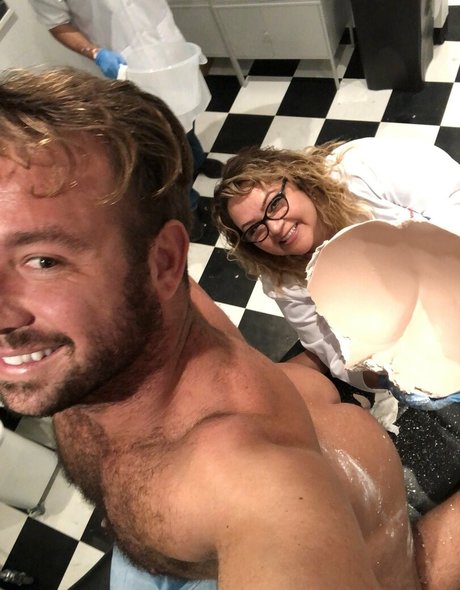 chadwhitexxxfree porno nackte fotos