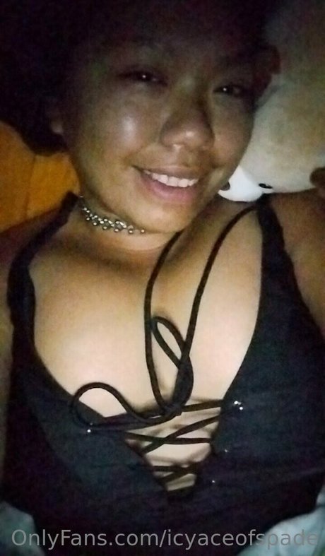 icyaceofspade heiße nackte bild