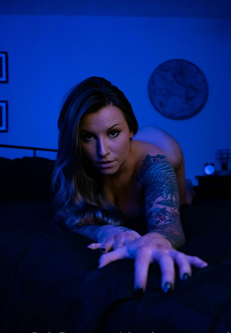 SimplyUncovered sexy nacktheit galerien