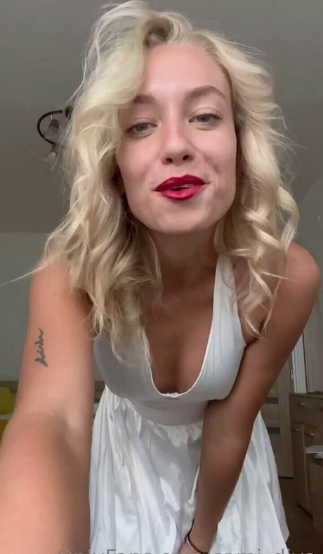 cami diva erotische nette fotos