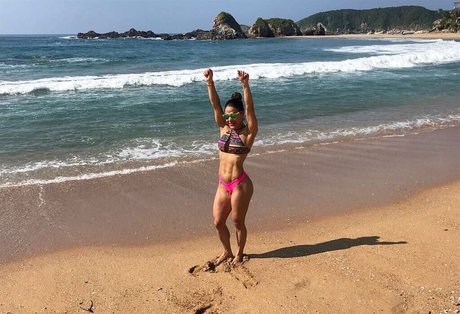 Pinche Ana Fit sexy erwachsene galerie