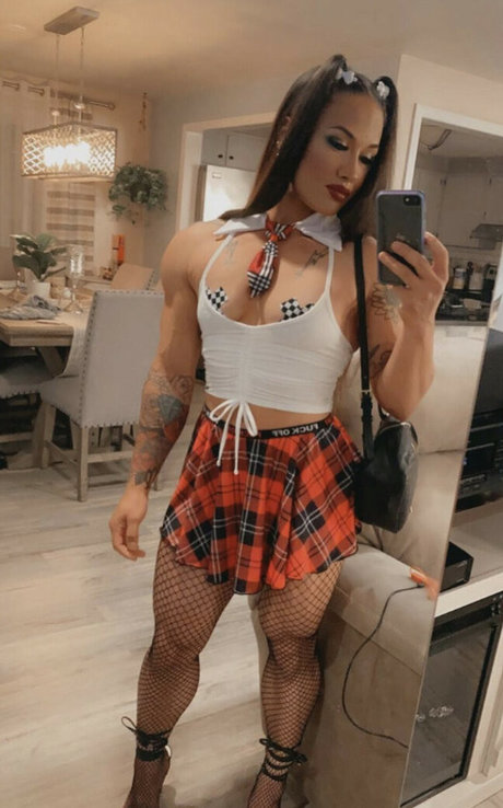 Francesca Mujica model nacktheit archiv