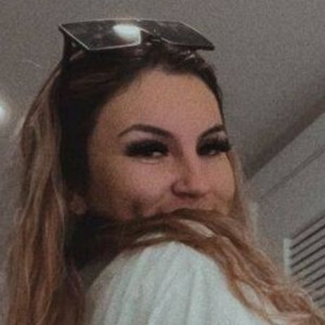 Astr0girll porno hübsche bild