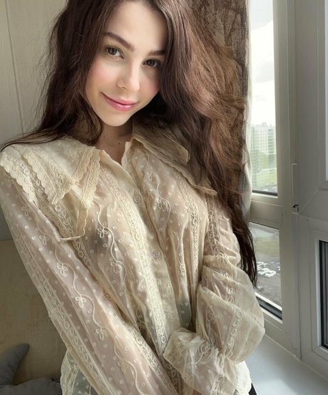 blonde sekretärin onlyfans exklusive nette galerien