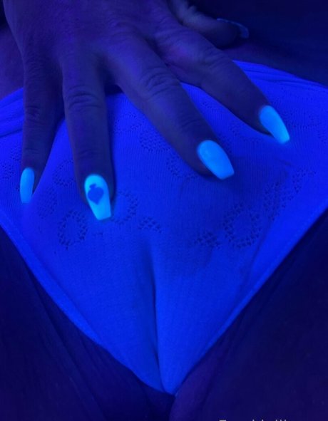 Freekielikeme schauspielerin nackt bild