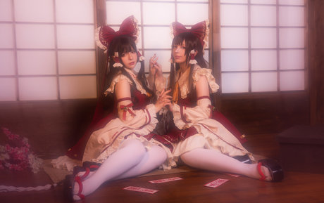 Saya Scarlet xxx top galerie