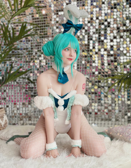 Saya Scarlet nacktheit perfekte galerien