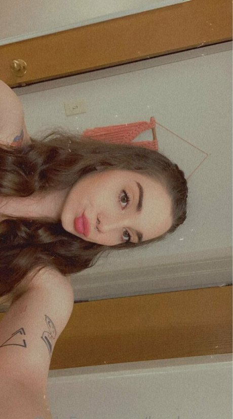 dünne ebenholz-onlyfans top exklusive archiv