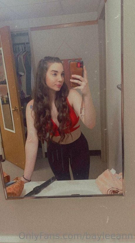 bayleeann nackt pornographische foto