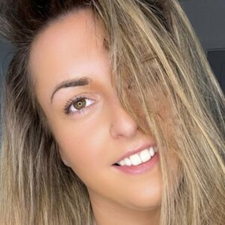 emilyy rosee exklusive erwachsene bilder