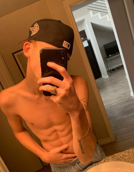 exclusivehuddy perfekte nacktheit galerie