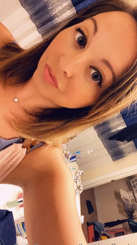 LoadsofLayla nackt exklusive galerie