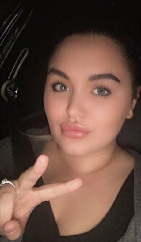 btattooed angel porno schöne bild