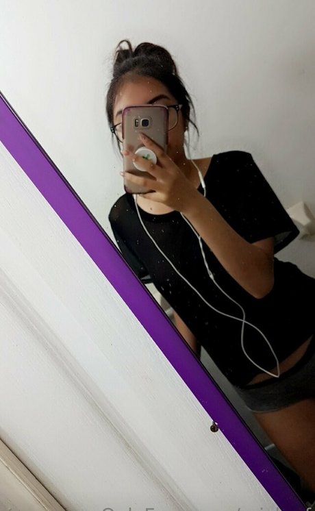 mich of exklusive pornographische fotos