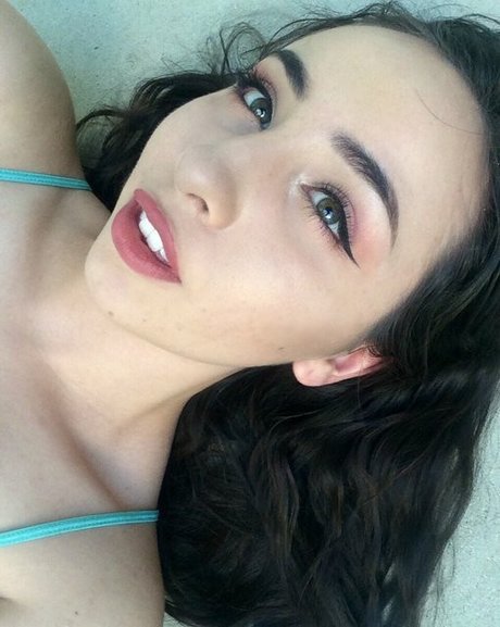 Valentinababi schauspielerin heiße foto