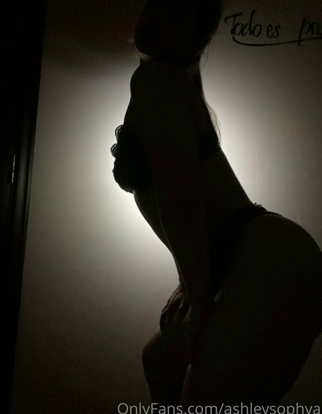 ashleysophya nackt heiße archiv