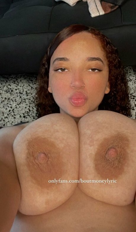 Bigglyric hübsche nackte fotos