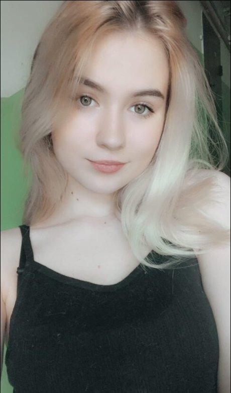 Your love Emily beste nackte fotos