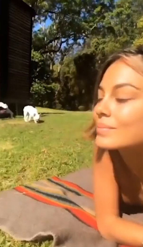 Nathalie Kelley hd nackte fotos