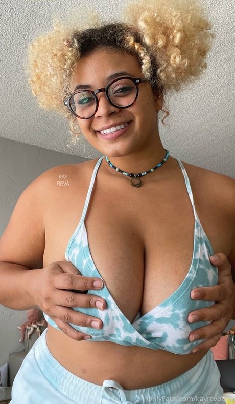 kayrevafree nackte fotos