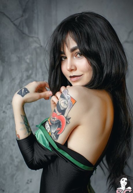 Yuumi SG nackt pornostar bild