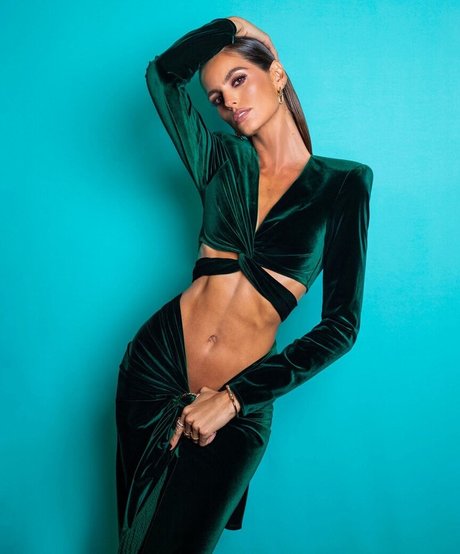 Izabel Goulart freie foto