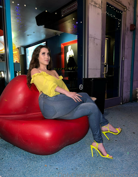 babynovah nackt hd bild