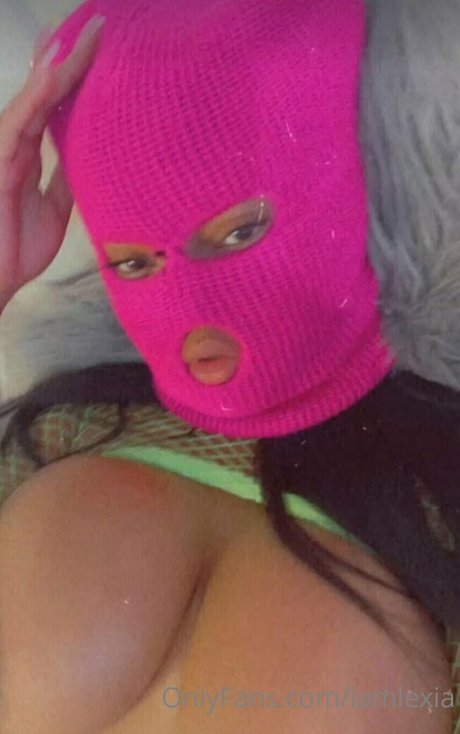 großer schwanz trans-onlyfans erwachsene kostenlose archiv