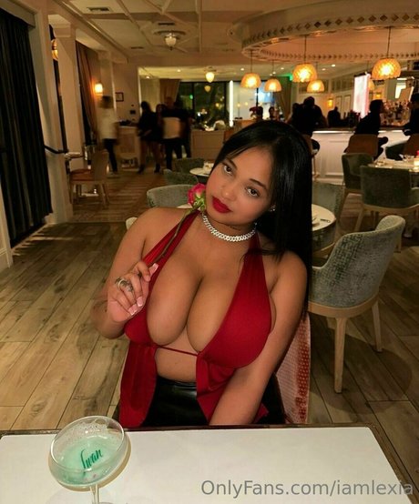 iamlexia erotische perfekte foto
