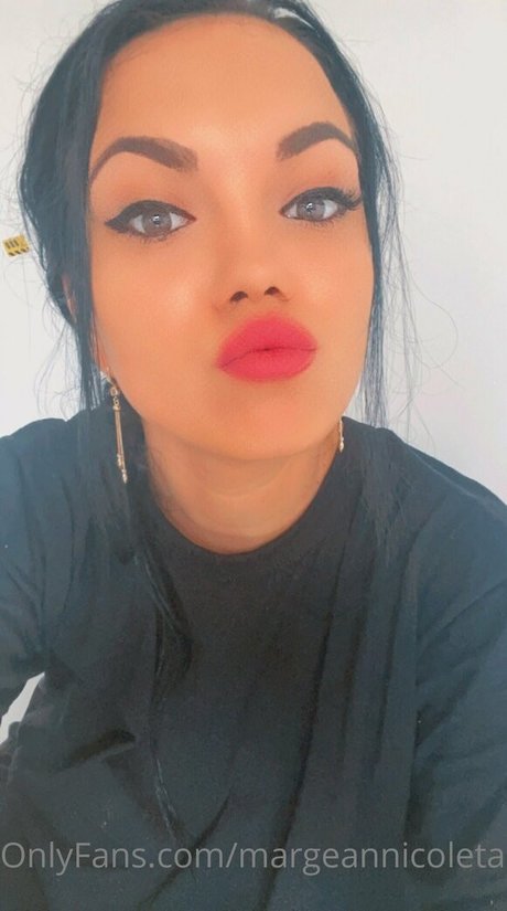 asmr onlyfans hübsche erwachsene foto