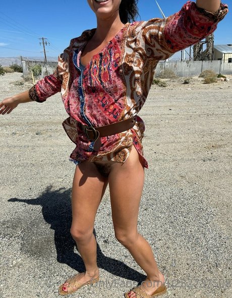 jennifercunnely model top bild