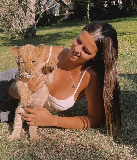 Constanza Cerundolo perfekte xxx bild