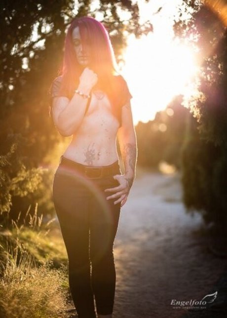 son ia belle perfekte nackten foto