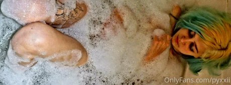 pyxxii sexy nacktheit bilder