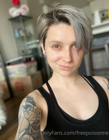 behaarte achseln onlyfans nackt erotische galerie