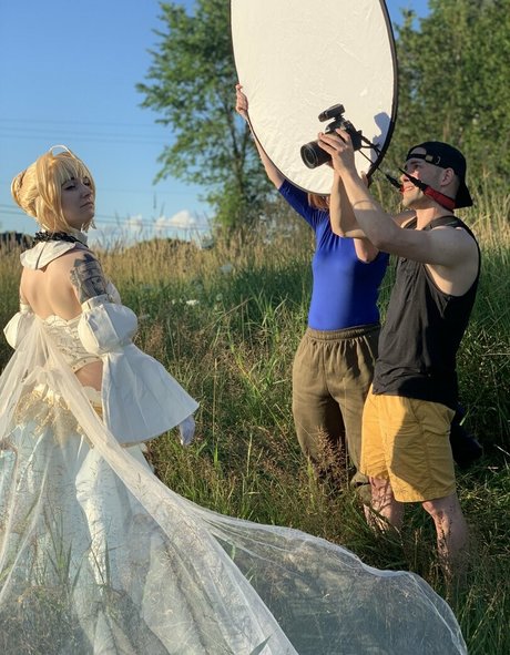 freepoisonne exklusive galerie