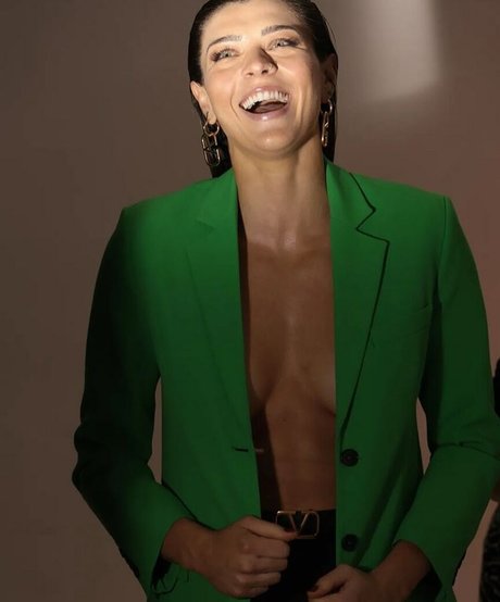 hinter onlyfans erwachsene nacktheit galerien