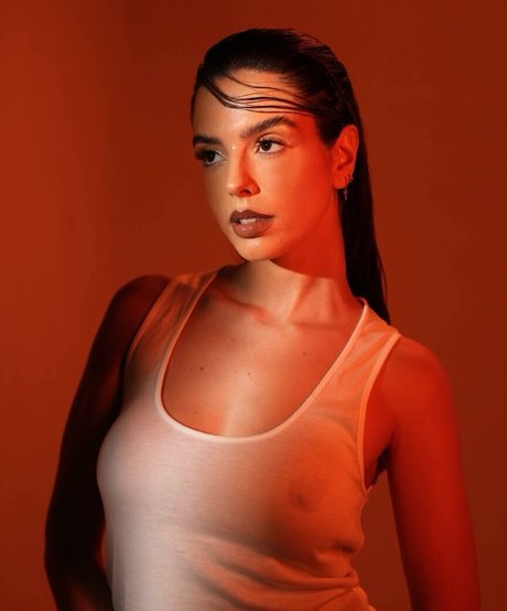 Giovanna Lancellotti perfekte nette bilder